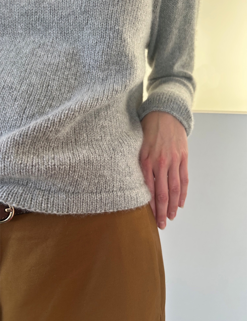Plain Yoke Cashmere knitting pattern (english) - leknit